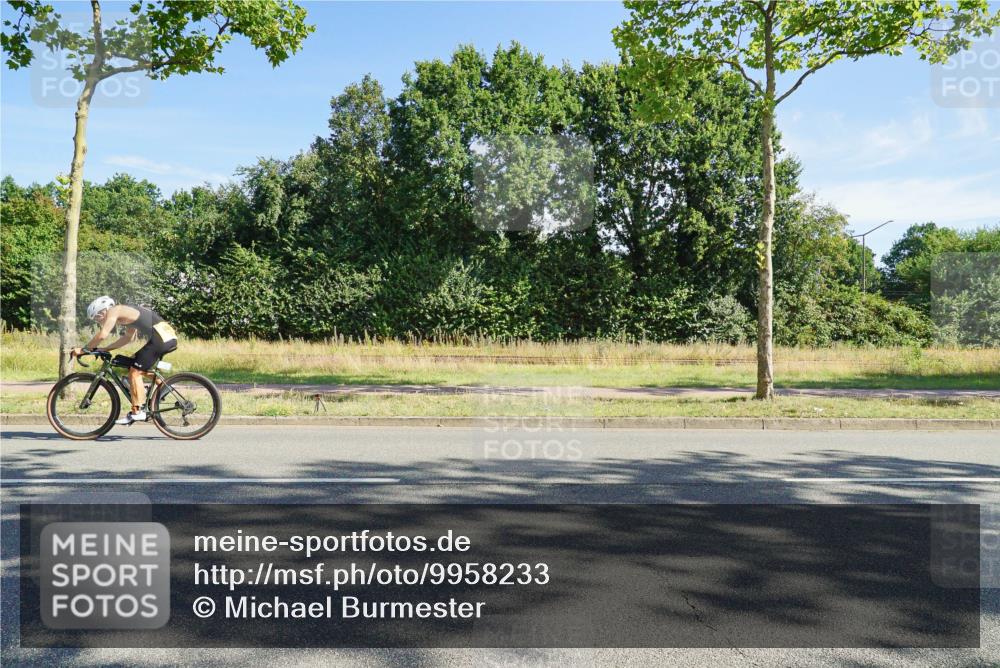 09.08.2026 - GEWOBA Citytriathlon Bremen Michael Burmester http://msf.ph/oto/9958233 09.08.2026 10:40:33 Radfahren 91, 147, 159 meine-sportfotos.de
