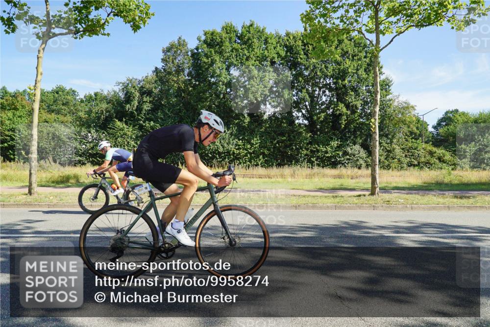 09.08.2026 - GEWOBA Citytriathlon Bremen Michael Burmester http://msf.ph/oto/9958274 09.08.2026 10:42:19 Radfahren 286, 301, 415, 475 meine-sportfotos.de