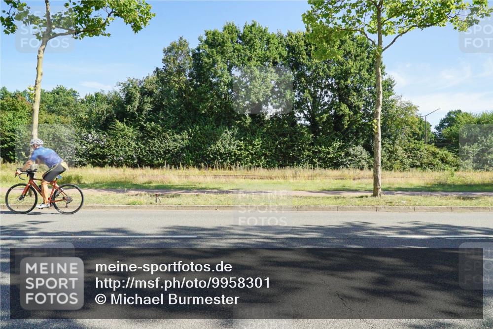 09.08.2026 - GEWOBA Citytriathlon Bremen Michael Burmester http://msf.ph/oto/9958301 09.08.2026 10:43:25 Radfahren 290, 315, 319, 321, 463 meine-sportfotos.de