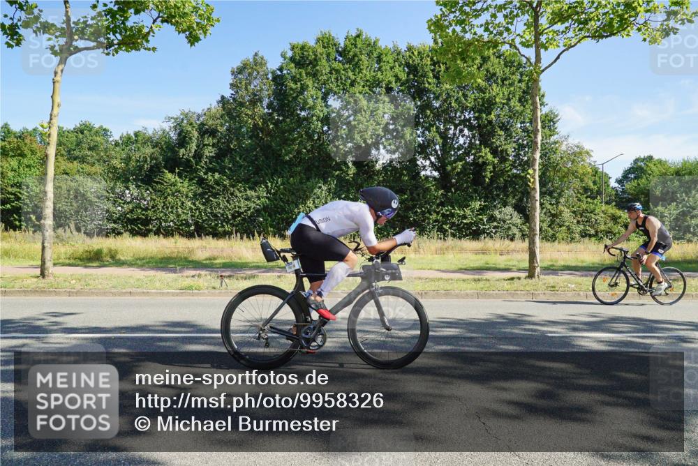 09.08.2026 - GEWOBA Citytriathlon Bremen Michael Burmester http://msf.ph/oto/9958326 09.08.2026 10:44:56 Radfahren 221, 231, 342, 391, 398, 519 meine-sportfotos.de