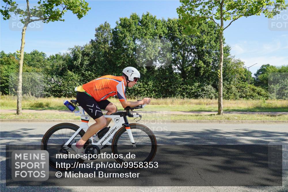 09.08.2026 - GEWOBA Citytriathlon Bremen Michael Burmester http://msf.ph/oto/9958353 09.08.2026 10:45:56 Radfahren 339, 400, 465, 478, 528 meine-sportfotos.de