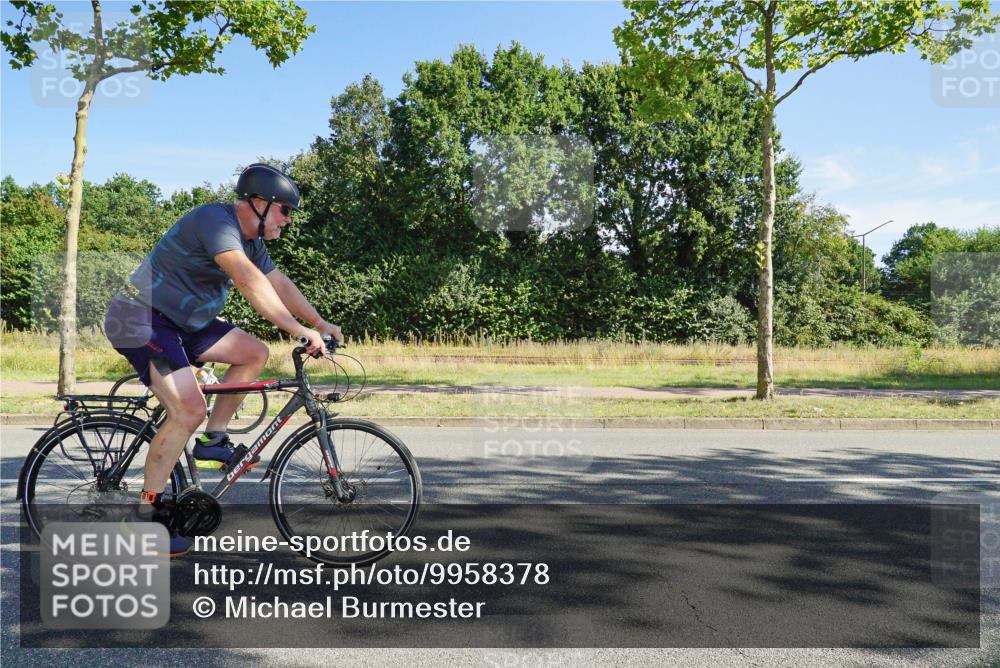 09.08.2026 - GEWOBA Citytriathlon Bremen Michael Burmester http://msf.ph/oto/9958378 09.08.2026 10:46:47 Radfahren 131, 340, 368, 403, 406, 411, 447 meine-sportfotos.de