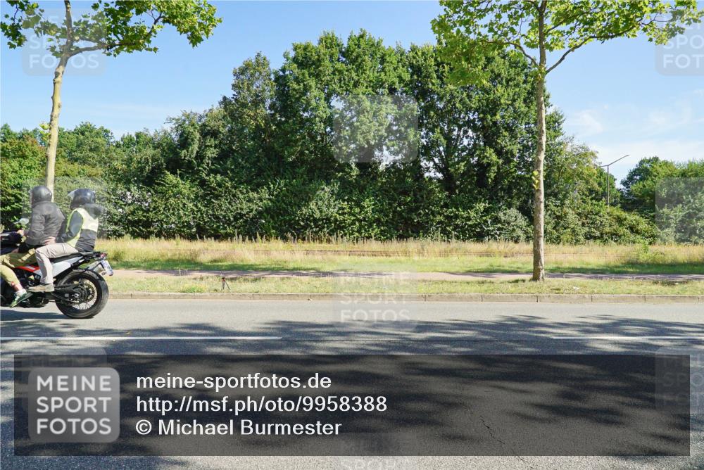 09.08.2026 - GEWOBA Citytriathlon Bremen Michael Burmester http://msf.ph/oto/9958388 09.08.2026 10:47:04 Radfahren 103, 125, 131, 249, 304, 329, 359, 362, 368, 382, 392, 406 meine-sportfotos.de