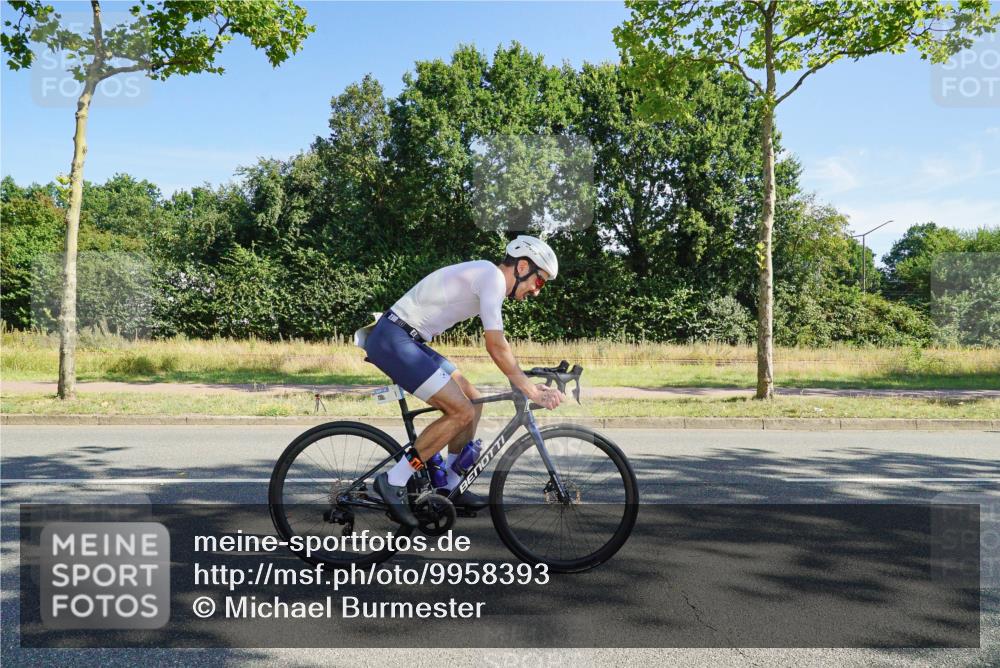 09.08.2026 - GEWOBA Citytriathlon Bremen Michael Burmester http://msf.ph/oto/9958393 09.08.2026 10:47:11 Radfahren 103, 125, 249, 304, 359, 362, 382, 392 meine-sportfotos.de
