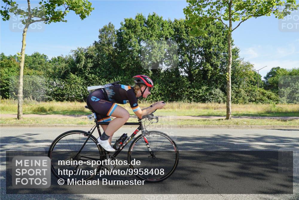 09.08.2026 - GEWOBA Citytriathlon Bremen Michael Burmester http://msf.ph/oto/9958408 09.08.2026 10:47:49 Radfahren 295, 363, 396, 437, 479 meine-sportfotos.de