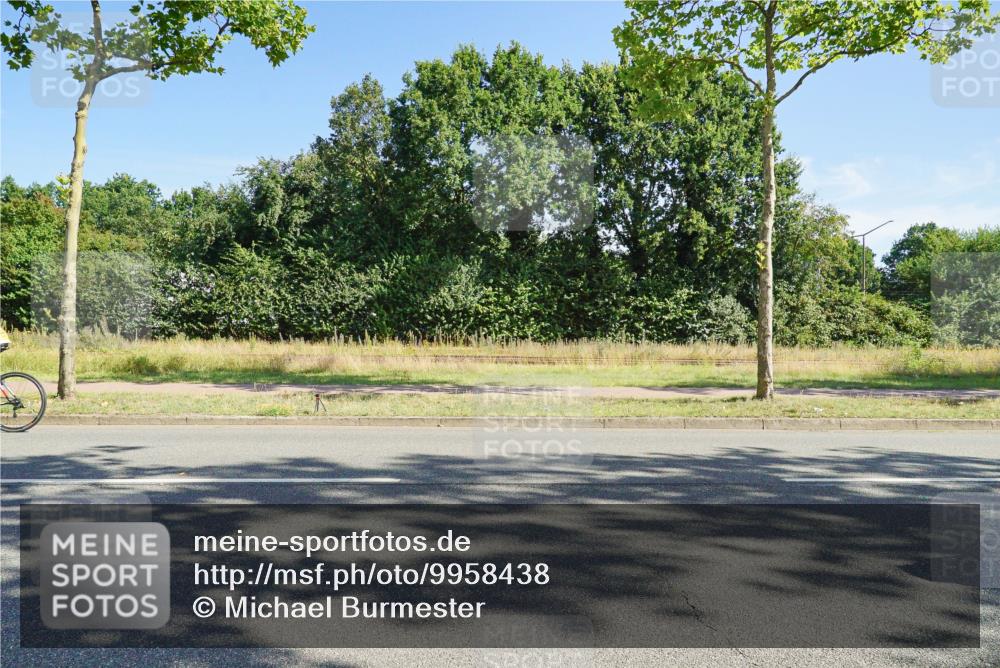 09.08.2026 - GEWOBA Citytriathlon Bremen Michael Burmester http://msf.ph/oto/9958438 09.08.2026 10:49:07 Radfahren 294, 388 meine-sportfotos.de