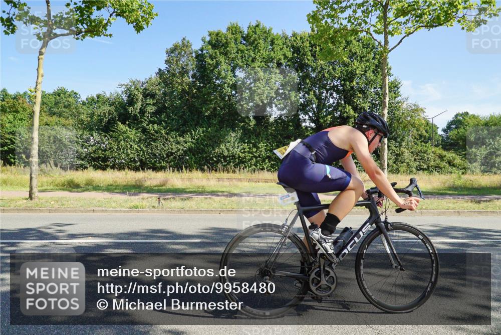 09.08.2026 - GEWOBA Citytriathlon Bremen Michael Burmester http://msf.ph/oto/9958480 09.08.2026 10:50:14 Radfahren 27, 39, 129, 189, 215, 288, 334, 385, 419, 457, 458, 489 meine-sportfotos.de