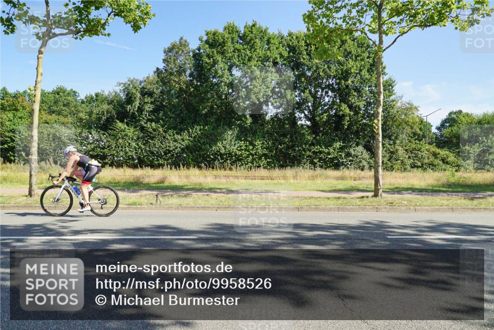 09.08.2026 - GEWOBA Citytriathlon Bremen Michael Burmester http://msf.ph/oto/9958526 09.08.2026 10:51:46 Radfahren 47, 57, 95, 209, 515 meine-sportfotos.de