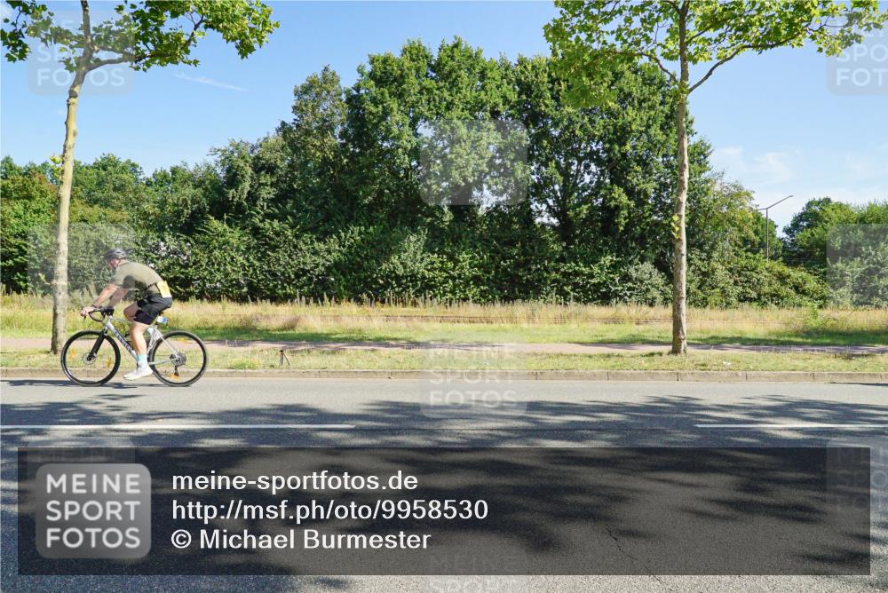 09.08.2026 - GEWOBA Citytriathlon Bremen Michael Burmester http://msf.ph/oto/9958530 09.08.2026 10:51:57 Radfahren 47, 95, 141, 209, 448, 455, 484, 515 meine-sportfotos.de