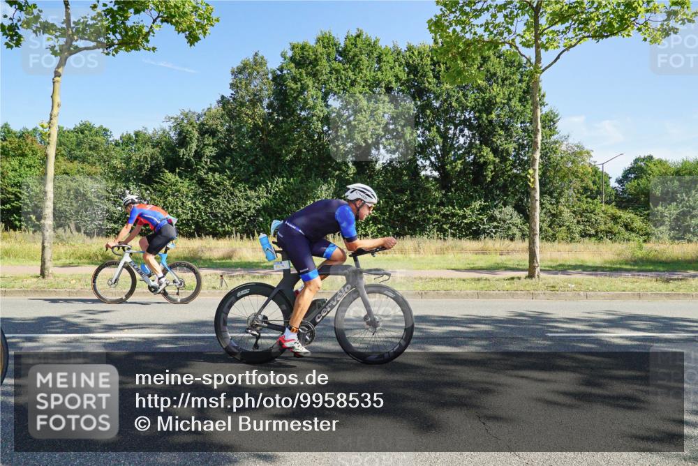09.08.2026 - GEWOBA Citytriathlon Bremen Michael Burmester http://msf.ph/oto/9958535 09.08.2026 10:52:10 Radfahren 15, 43, 141, 374, 483, 484 meine-sportfotos.de
