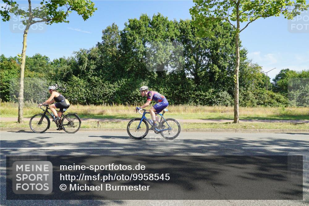 09.08.2026 - GEWOBA Citytriathlon Bremen Michael Burmester http://msf.ph/oto/9958545 09.08.2026 10:52:38 Radfahren 181, 305, 510 meine-sportfotos.de