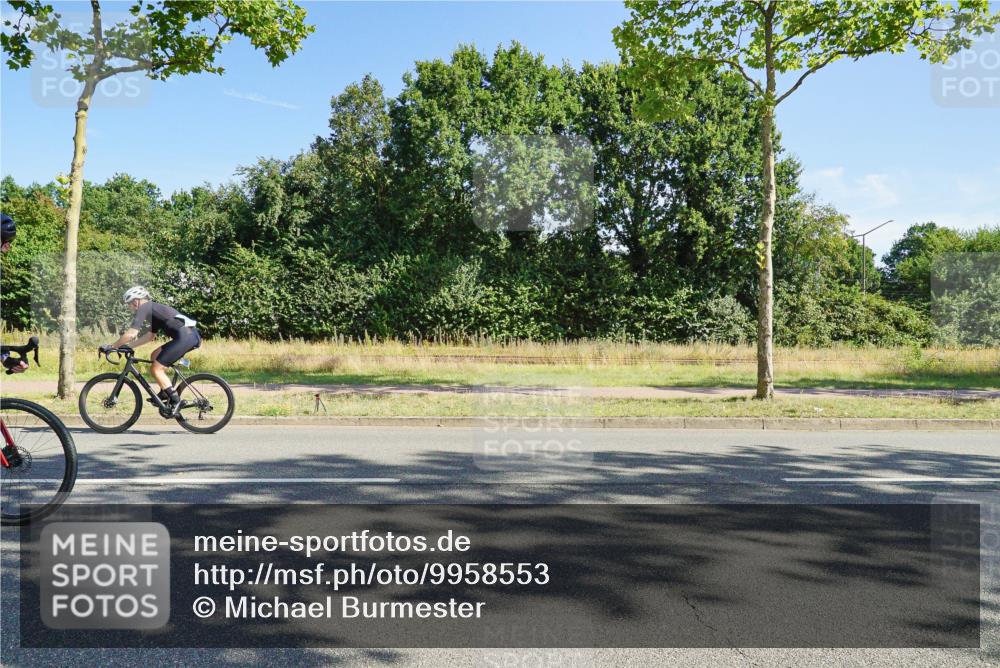 09.08.2026 - GEWOBA Citytriathlon Bremen Michael Burmester http://msf.ph/oto/9958553 09.08.2026 10:52:47 Radfahren 181, 305, 445, 510, 521 meine-sportfotos.de