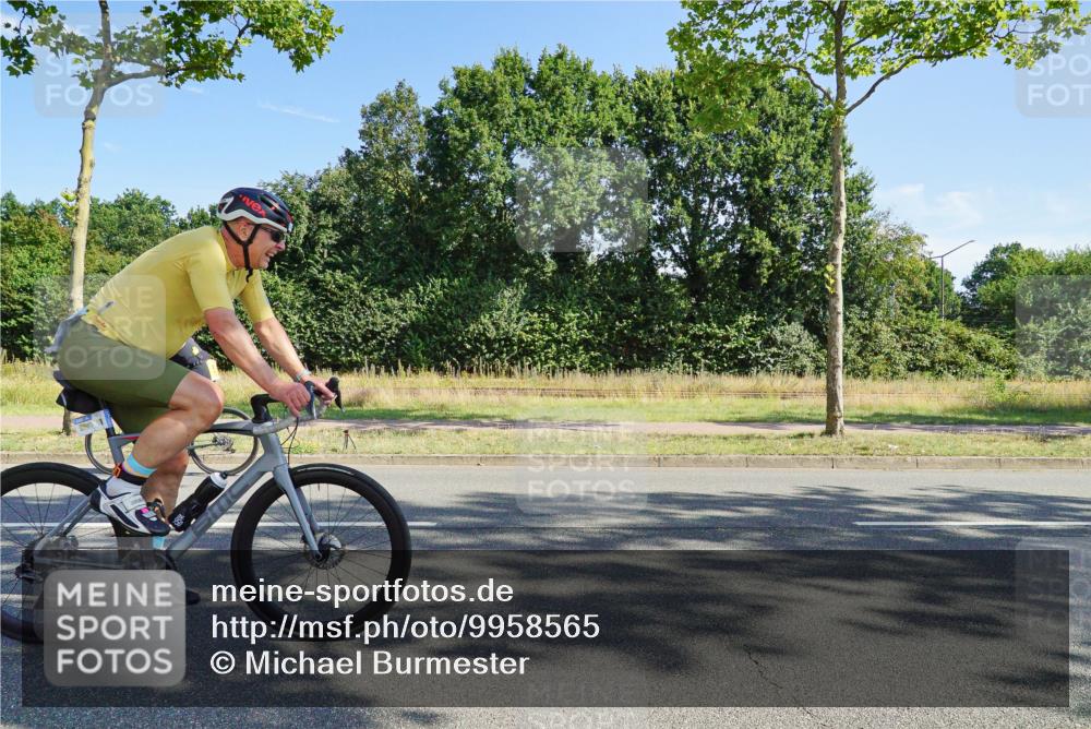 09.08.2026 - GEWOBA Citytriathlon Bremen Michael Burmester http://msf.ph/oto/9958565 09.08.2026 10:53:11 Radfahren 23, 29, 175, 233, 353, 474 meine-sportfotos.de