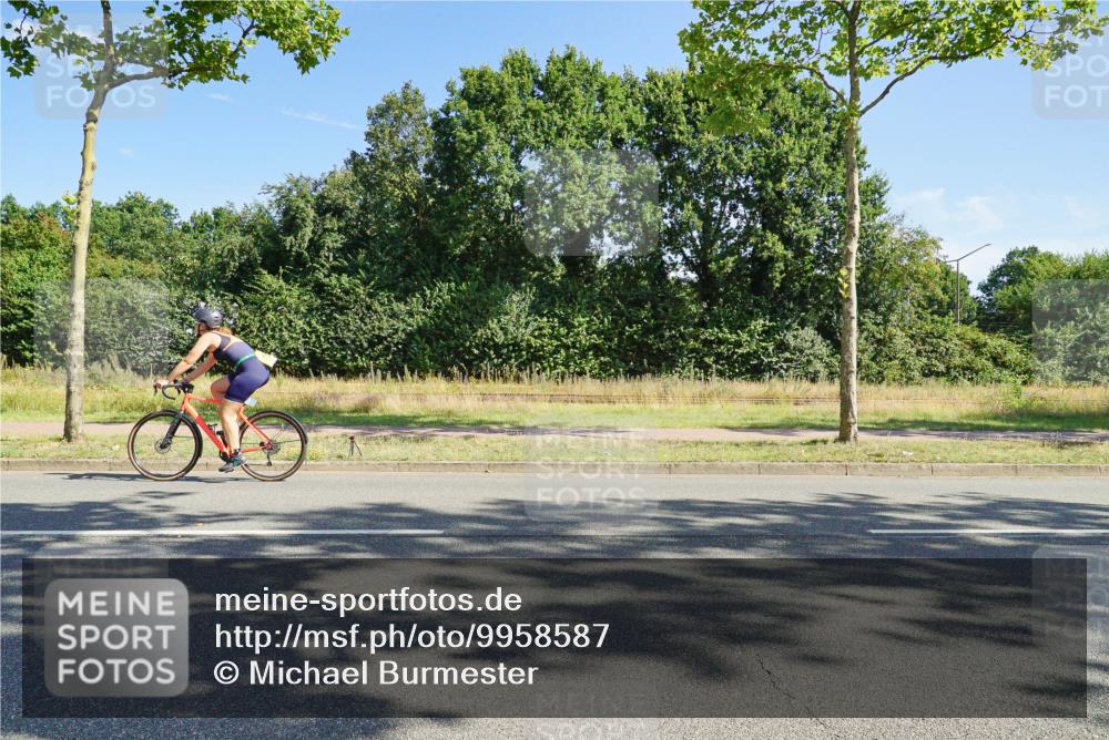 09.08.2026 - GEWOBA Citytriathlon Bremen Michael Burmester http://msf.ph/oto/9958587 09.08.2026 10:53:46 Radfahren 107, 153, 292, 433, 492, 501 meine-sportfotos.de