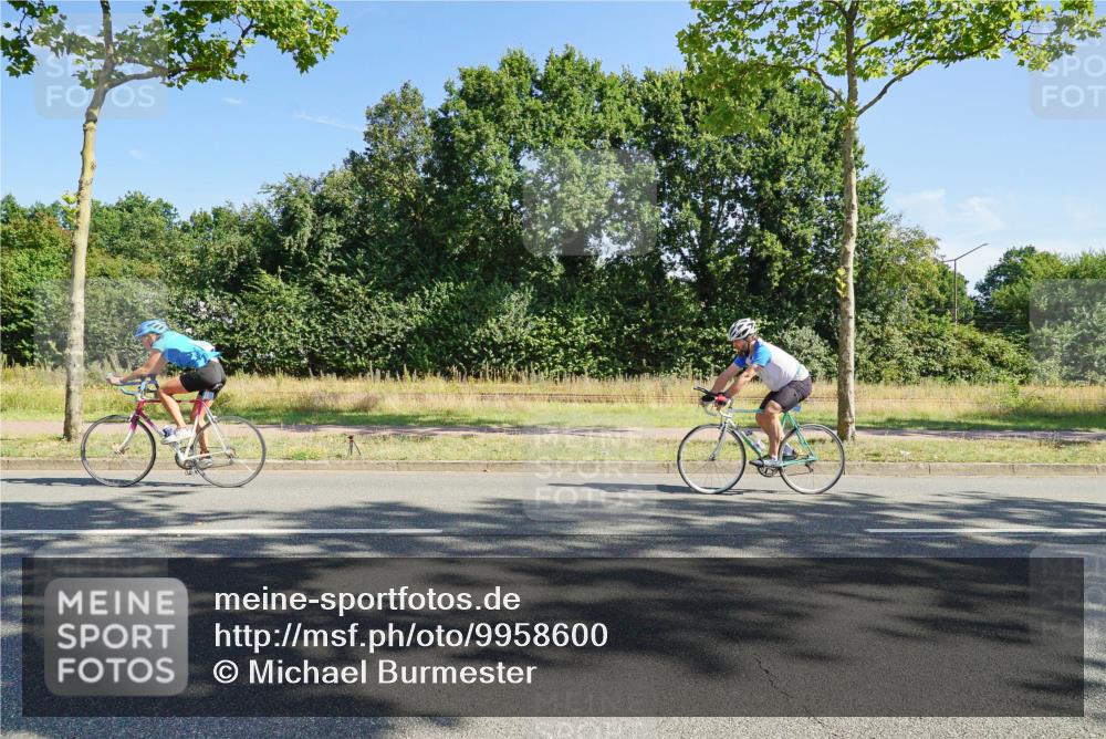 09.08.2026 - GEWOBA Citytriathlon Bremen Michael Burmester http://msf.ph/oto/9958600 09.08.2026 10:54:10 Radfahren 247, 367, 473 meine-sportfotos.de