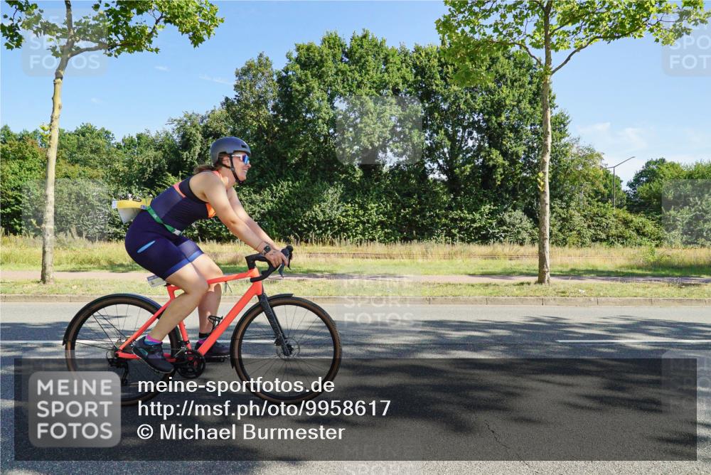 09.08.2026 - GEWOBA Citytriathlon Bremen Michael Burmester http://msf.ph/oto/9958617 09.08.2026 10:54:41 Radfahren 17, 87, 111, 143, 185, 195, 467, 490, 514, 531 meine-sportfotos.de