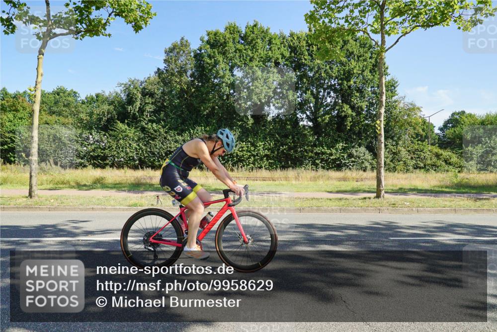 09.08.2026 - GEWOBA Citytriathlon Bremen Michael Burmester http://msf.ph/oto/9958629 09.08.2026 10:55:04 Radfahren 37, 53, 135, 169, 201, 207, 303, 390, 444, 471, 476, 513, 530 meine-sportfotos.de