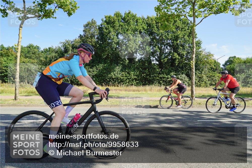 09.08.2026 - GEWOBA Citytriathlon Bremen Michael Burmester http://msf.ph/oto/9958633 09.08.2026 10:55:08 Radfahren 37, 53, 169, 187, 201, 207, 303, 390, 471, 476, 513, 530 meine-sportfotos.de