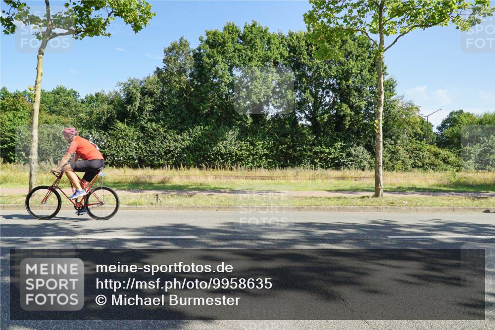 09.08.2026 - GEWOBA Citytriathlon Bremen Michael Burmester http://msf.ph/oto/9958635 09.08.2026 10:55:10 Radfahren 53, 169, 187, 201, 303, 390, 471, 513, 530 meine-sportfotos.de
