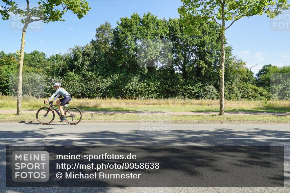09.08.2026 - GEWOBA Citytriathlon Bremen Michael Burmester http://msf.ph/oto/9958638 09.08.2026 10:55:14 Radfahren 53, 123, 169, 187, 201, 471, 513, 530 meine-sportfotos.de
