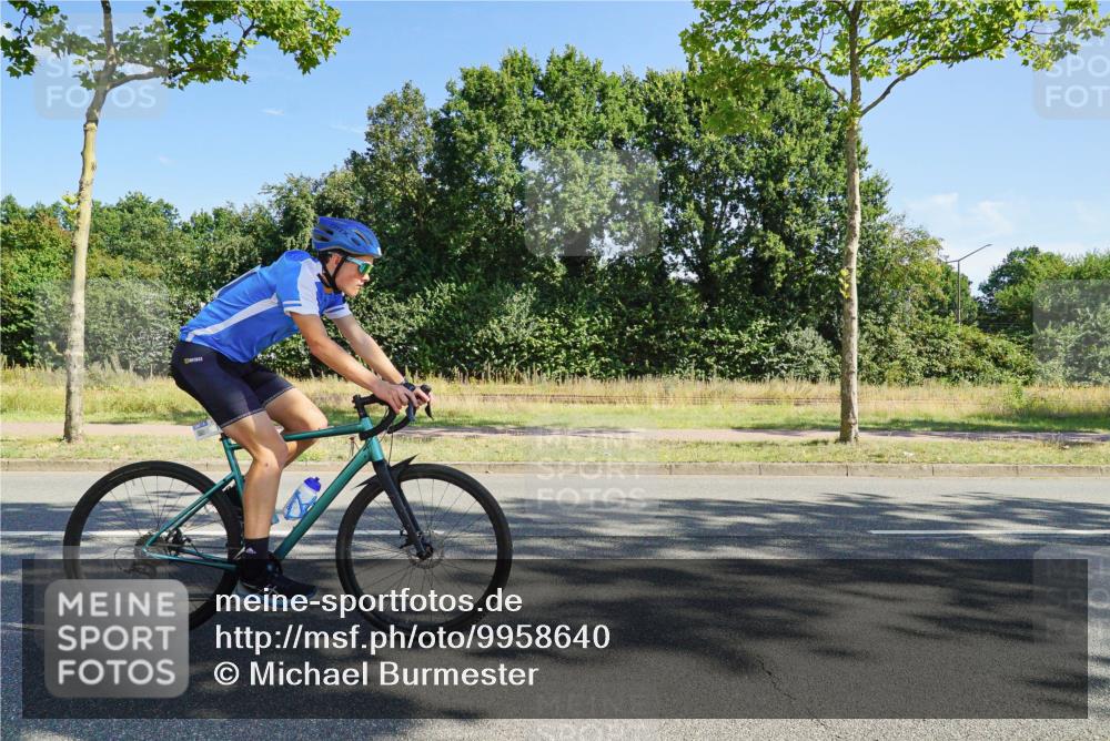 09.08.2026 - GEWOBA Citytriathlon Bremen Michael Burmester http://msf.ph/oto/9958640 09.08.2026 10:55:18 Radfahren 53, 123, 169, 187, 237, 471, 527 meine-sportfotos.de