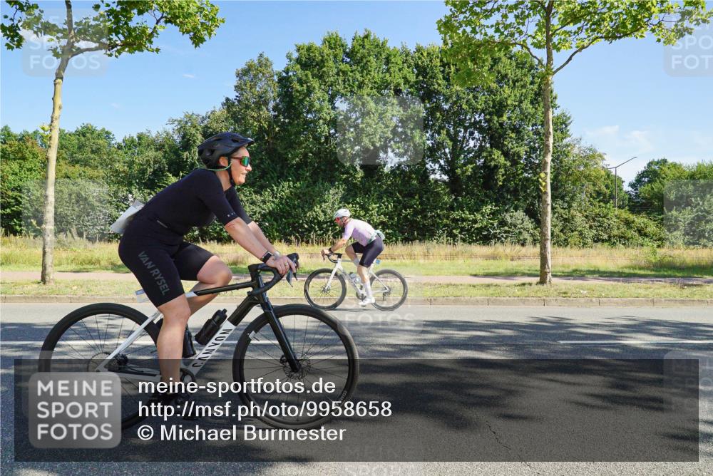 09.08.2026 - GEWOBA Citytriathlon Bremen Michael Burmester http://msf.ph/oto/9958658 09.08.2026 10:55:58 Radfahren 31, 41, 45, 89, 93, 109, 155, 157, 211, 487, 491, 494 meine-sportfotos.de