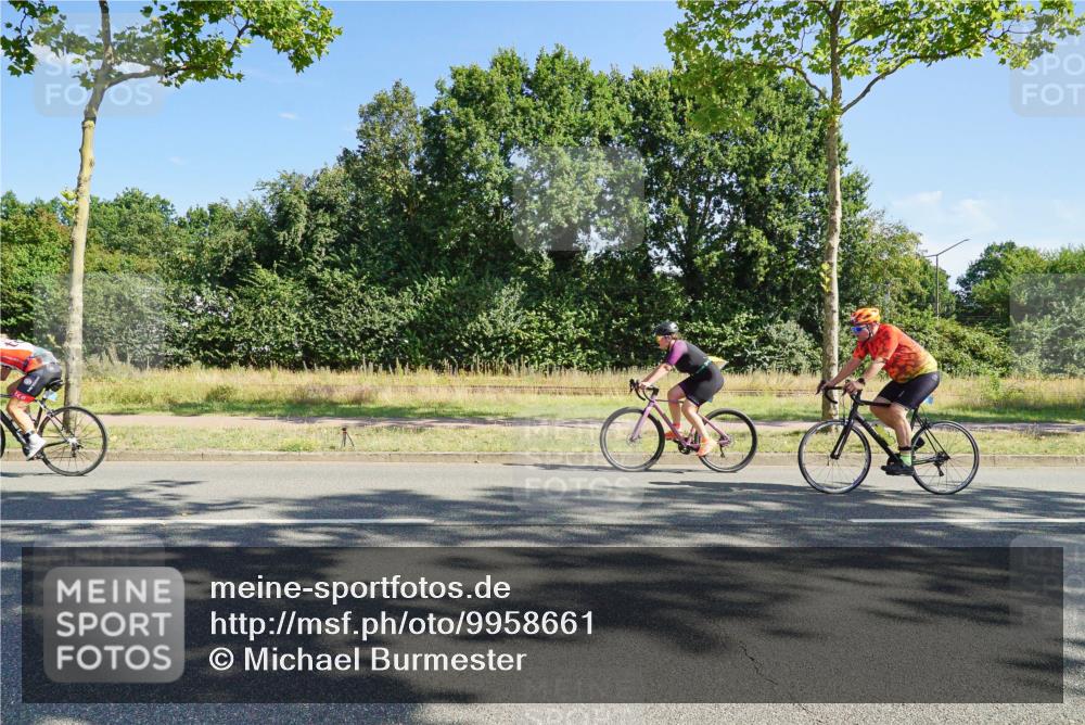 09.08.2026 - GEWOBA Citytriathlon Bremen Michael Burmester http://msf.ph/oto/9958661 09.08.2026 10:56:00 Radfahren 31, 41, 89, 93, 109, 155, 157, 211, 487, 491 meine-sportfotos.de