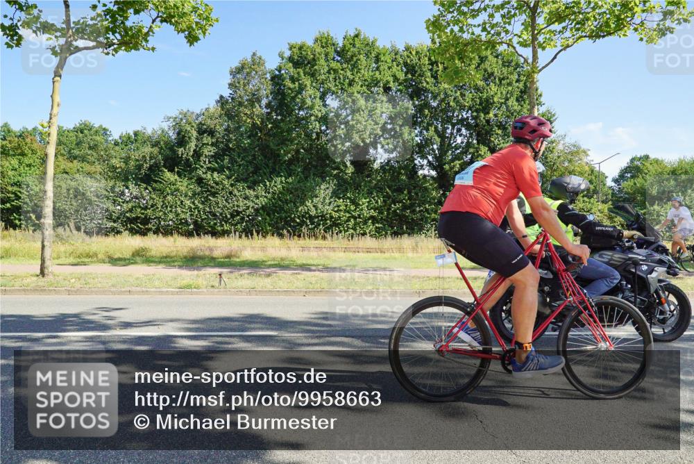 09.08.2026 - GEWOBA Citytriathlon Bremen Michael Burmester http://msf.ph/oto/9958663 09.08.2026 10:56:01 Radfahren 31, 41, 89, 93, 109, 155, 157, 211, 487, 491 meine-sportfotos.de