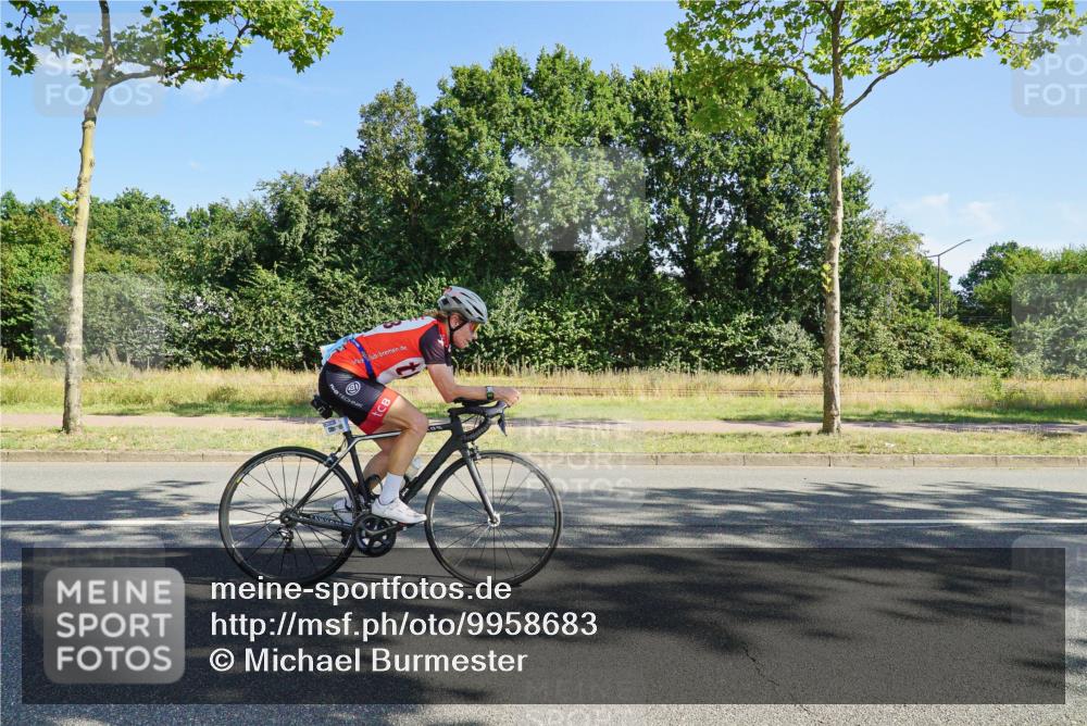 09.08.2026 - GEWOBA Citytriathlon Bremen Michael Burmester http://msf.ph/oto/9958683 09.08.2026 10:56:48 Radfahren 75, 113, 147, 149, 480, 504 meine-sportfotos.de