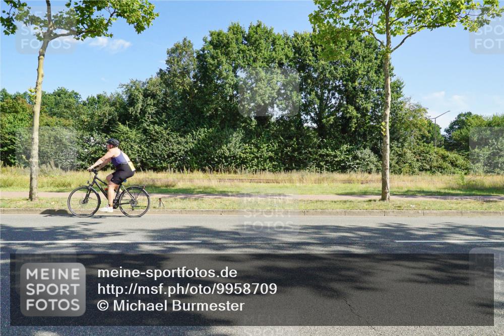 09.08.2026 - GEWOBA Citytriathlon Bremen Michael Burmester http://msf.ph/oto/9958709 09.08.2026 10:58:13 Radfahren 459 meine-sportfotos.de
