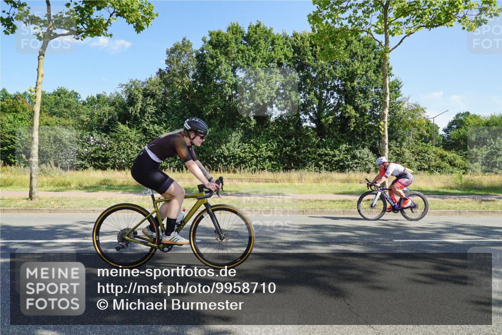 09.08.2026 - GEWOBA Citytriathlon Bremen Michael Burmester http://msf.ph/oto/9958710 09.08.2026 10:58:18 Radfahren 459 meine-sportfotos.de