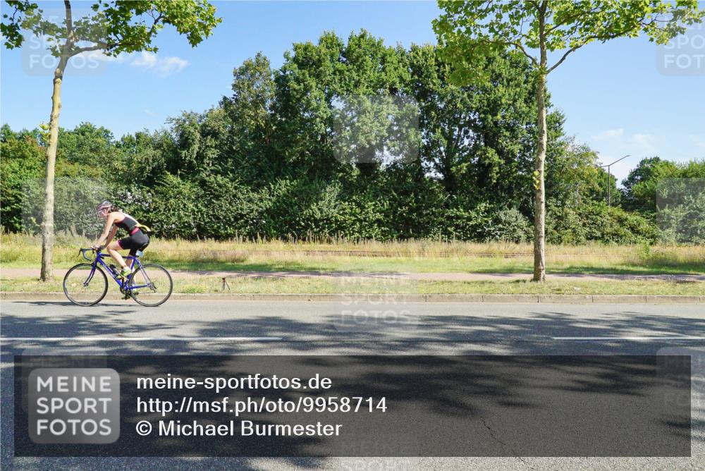 09.08.2026 - GEWOBA Citytriathlon Bremen Michael Burmester http://msf.ph/oto/9958714 09.08.2026 10:58:28 Radfahren  meine-sportfotos.de