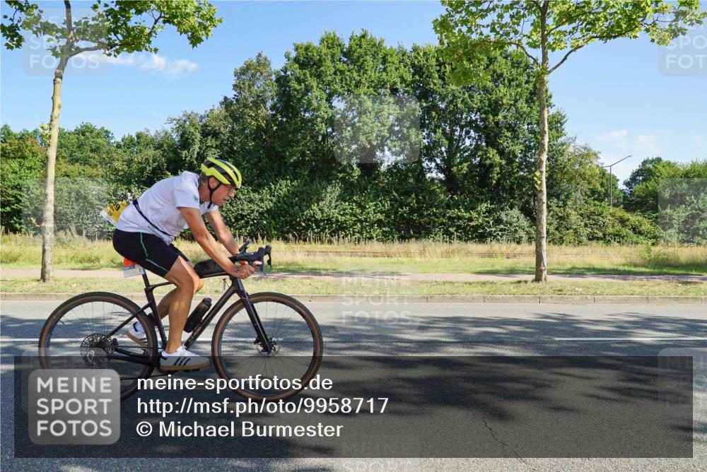 09.08.2026 - GEWOBA Citytriathlon Bremen Michael Burmester http://msf.ph/oto/9958717 09.08.2026 10:58:52 Radfahren 409 meine-sportfotos.de
