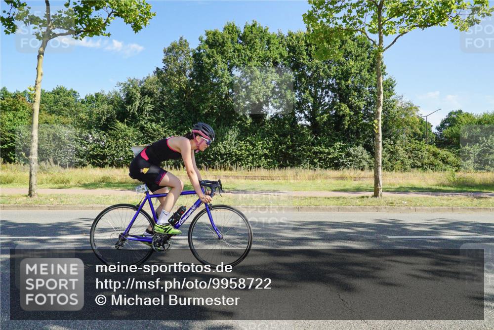 09.08.2026 - GEWOBA Citytriathlon Bremen Michael Burmester http://msf.ph/oto/9958722 09.08.2026 10:59:18 Radfahren 5, 115, 245, 429, 466, 499 meine-sportfotos.de