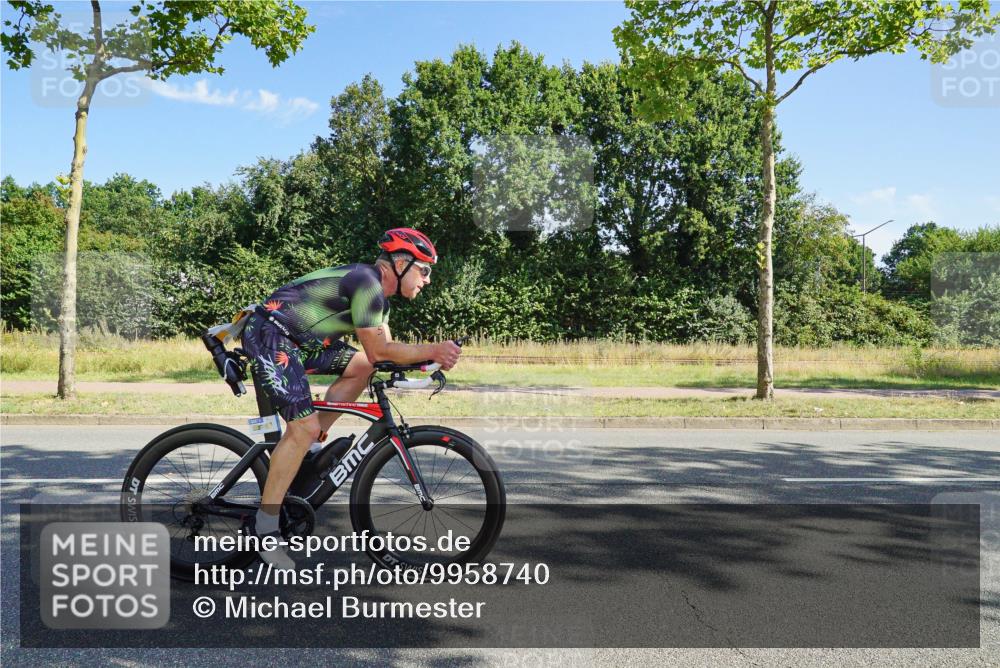 09.08.2026 - GEWOBA Citytriathlon Bremen Michael Burmester http://msf.ph/oto/9958740 09.08.2026 11:00:22 Radfahren 415 meine-sportfotos.de