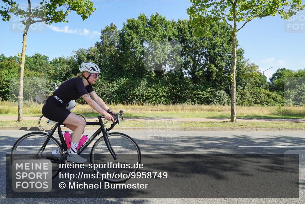 09.08.2026 - GEWOBA Citytriathlon Bremen Michael Burmester http://msf.ph/oto/9958749 09.08.2026 11:00:52 Radfahren 69, 127, 435 meine-sportfotos.de