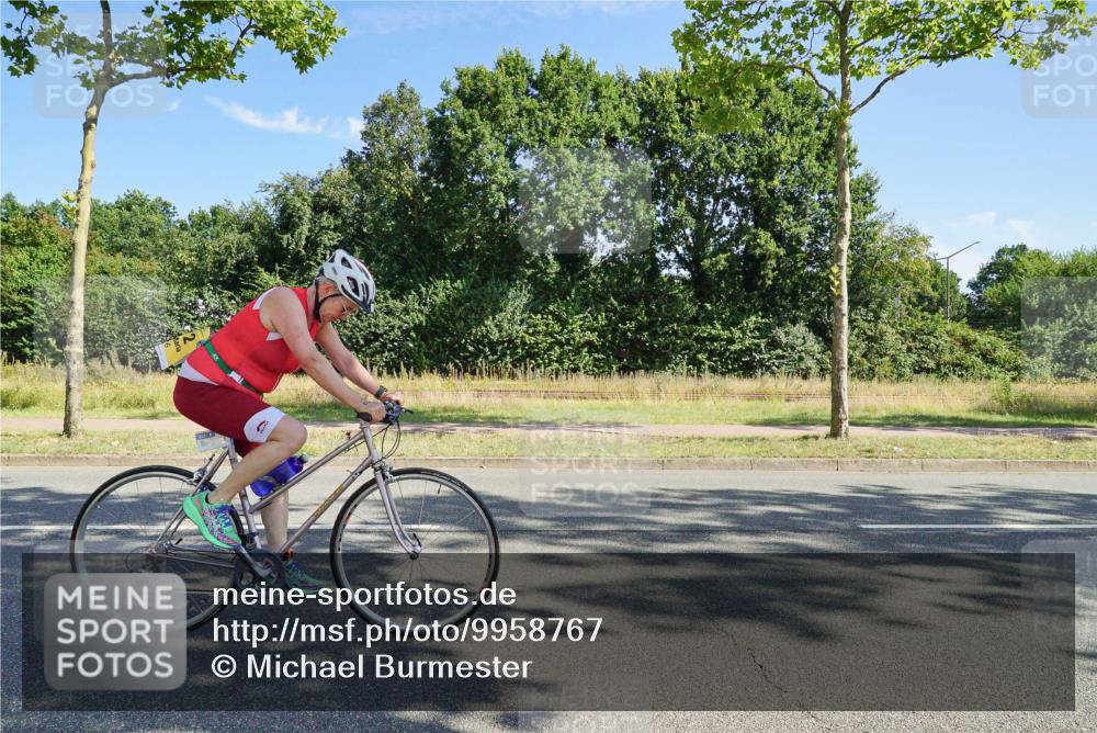09.08.2026 - GEWOBA Citytriathlon Bremen Michael Burmester http://msf.ph/oto/9958767 09.08.2026 11:02:29 Radfahren 512 meine-sportfotos.de