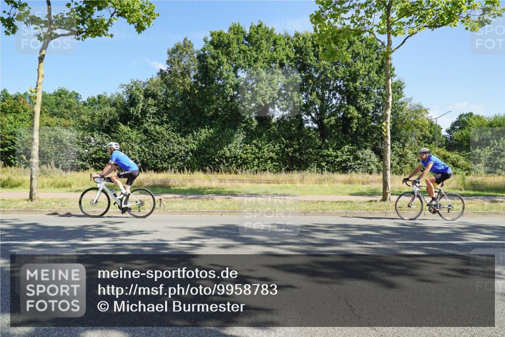 09.08.2026 - GEWOBA Citytriathlon Bremen Michael Burmester http://msf.ph/oto/9958783 09.08.2026 11:06:08 Radfahren 101, 475 meine-sportfotos.de