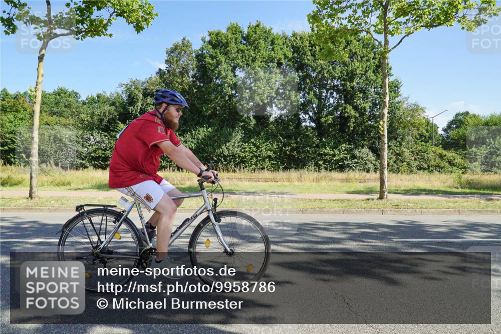 09.08.2026 - GEWOBA Citytriathlon Bremen Michael Burmester http://msf.ph/oto/9958786 09.08.2026 11:06:25 Radfahren 101 meine-sportfotos.de