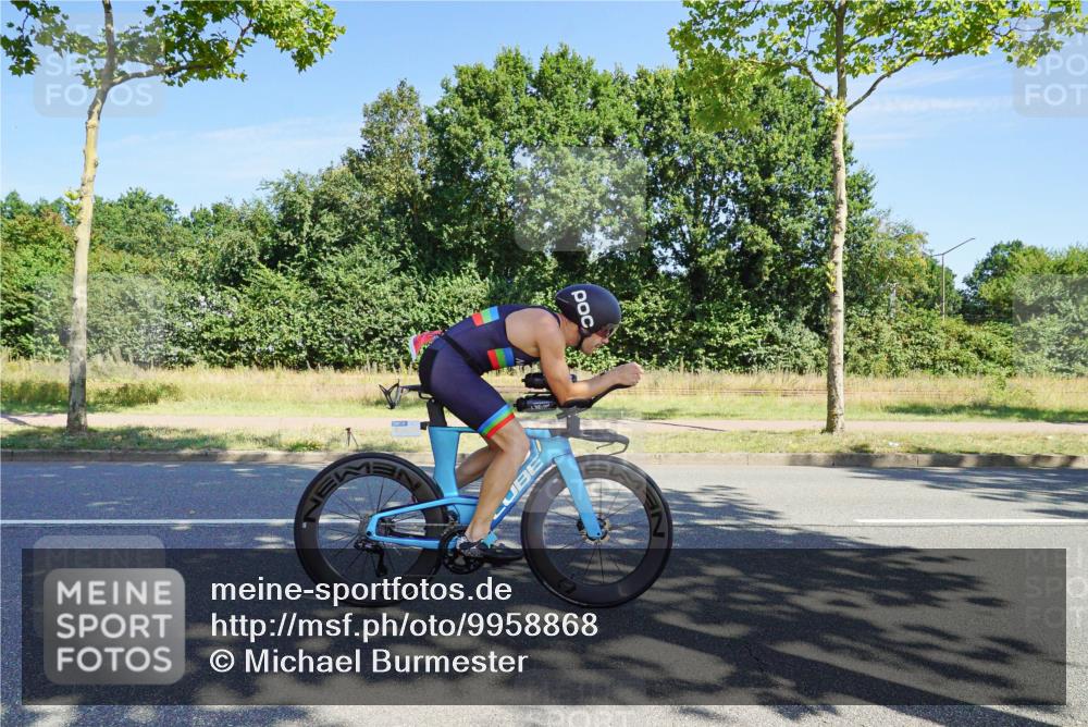 09.08.2026 - GEWOBA Citytriathlon Bremen Michael Burmester http://msf.ph/oto/9958868 09.08.2026 12:06:51 Radfahren 612, 720, 737 meine-sportfotos.de