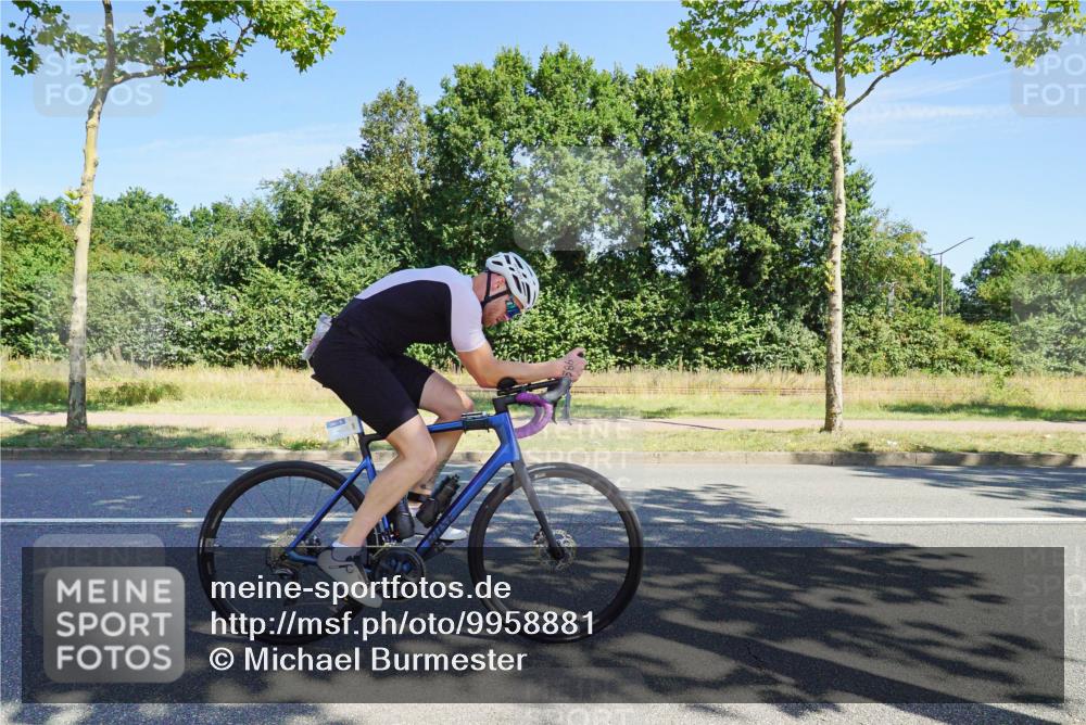 09.08.2026 - GEWOBA Citytriathlon Bremen Michael Burmester http://msf.ph/oto/9958881 09.08.2026 12:07:36 Radfahren 572, 586, 628, 649, 761 meine-sportfotos.de