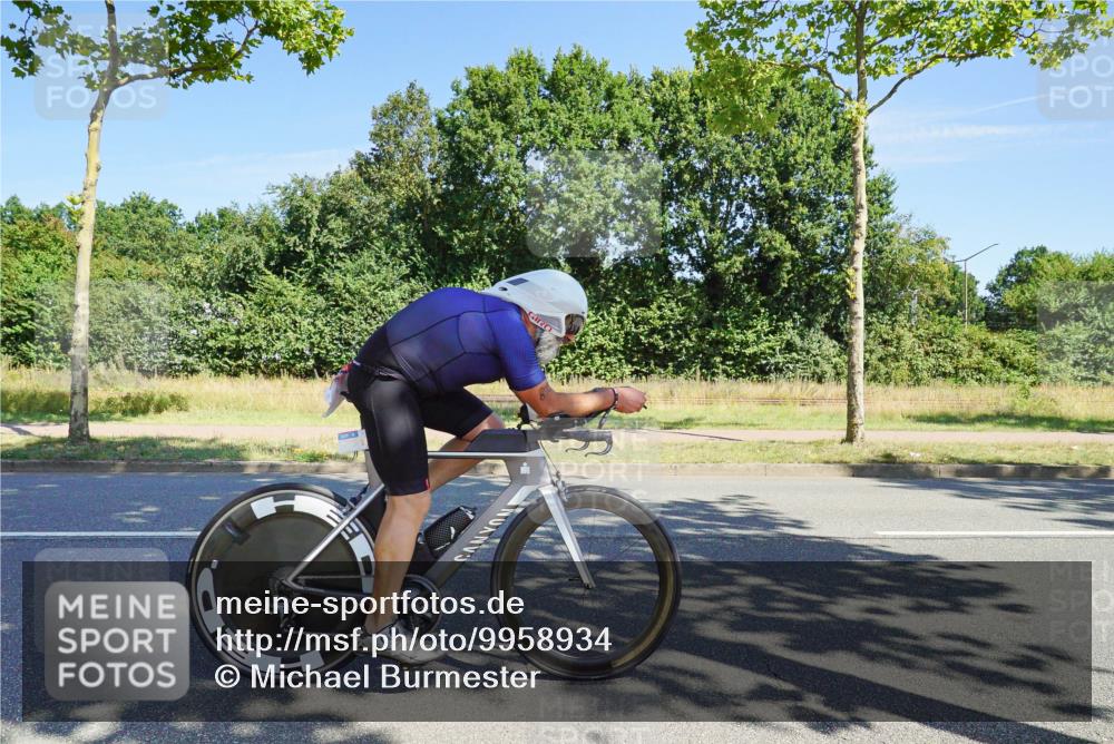 09.08.2026 - GEWOBA Citytriathlon Bremen Michael Burmester http://msf.ph/oto/9958934 09.08.2026 12:09:18 Radfahren 543, 607, 621, 629, 675, 700, 819, 1121, 1124 meine-sportfotos.de
