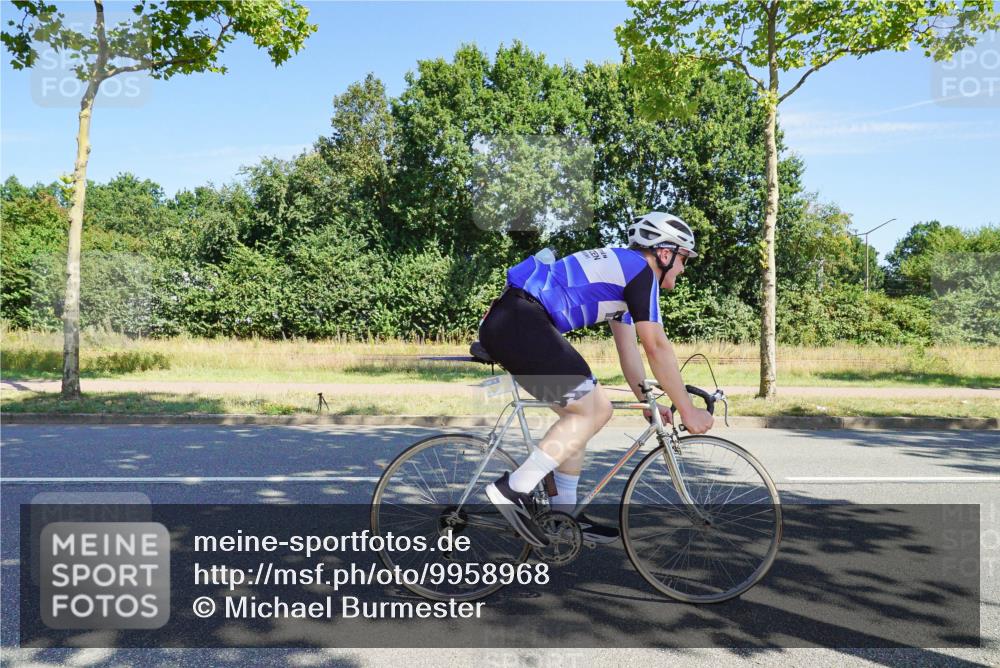 09.08.2026 - GEWOBA Citytriathlon Bremen Michael Burmester http://msf.ph/oto/9958968 09.08.2026 12:10:31 Radfahren 563, 776 meine-sportfotos.de