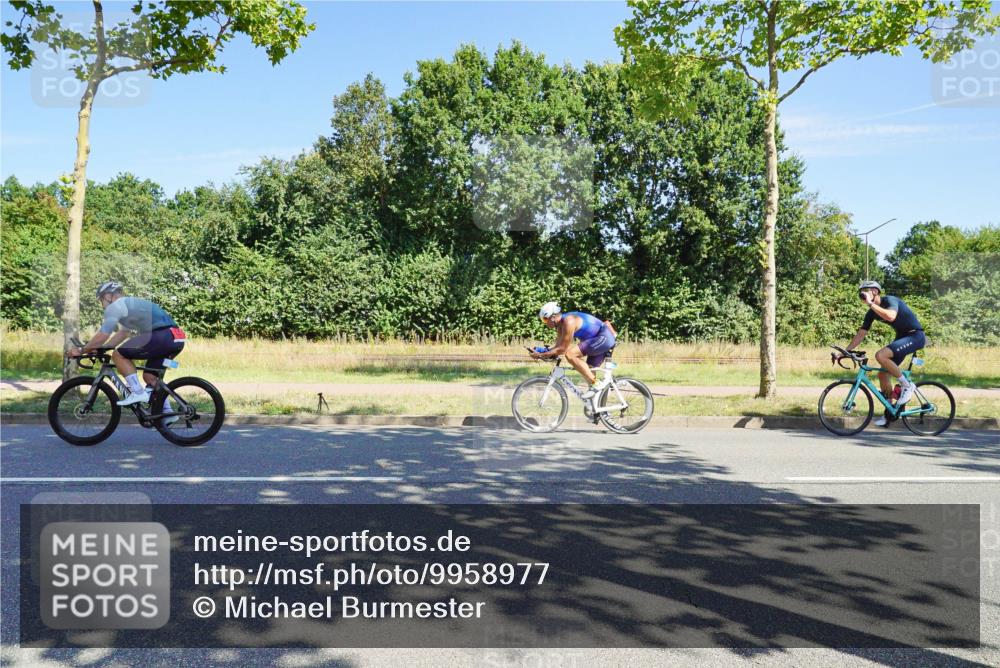 09.08.2026 - GEWOBA Citytriathlon Bremen Michael Burmester http://msf.ph/oto/9958977 09.08.2026 12:10:52 Radfahren 587, 669, 714, 740, 766 meine-sportfotos.de