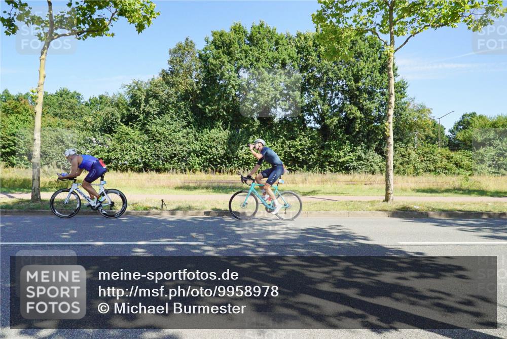 09.08.2026 - GEWOBA Citytriathlon Bremen Michael Burmester http://msf.ph/oto/9958978 09.08.2026 12:10:53 Radfahren 587, 669, 714, 740, 766 meine-sportfotos.de
