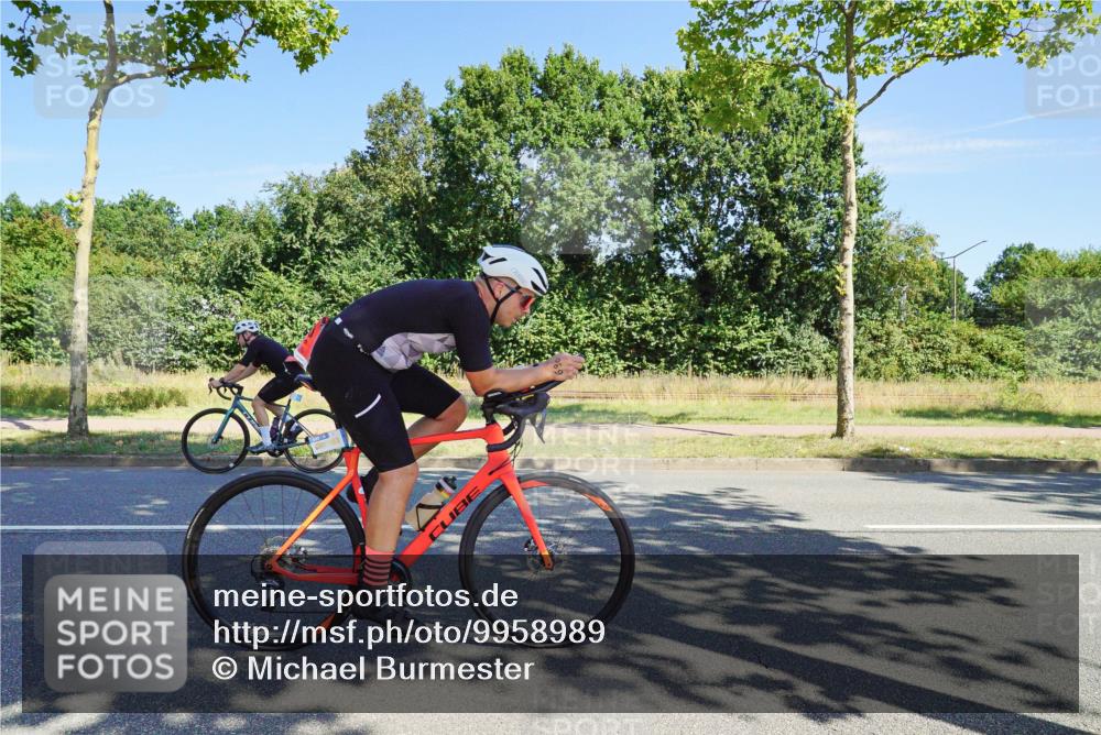 09.08.2026 - GEWOBA Citytriathlon Bremen Michael Burmester http://msf.ph/oto/9958989 09.08.2026 12:11:03 Radfahren 587, 641, 652, 669, 690, 714, 743, 789, 801, 810, 831 meine-sportfotos.de