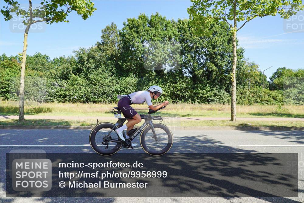 09.08.2026 - GEWOBA Citytriathlon Bremen Michael Burmester http://msf.ph/oto/9958999 09.08.2026 12:11:26 Radfahren 112, 540, 588, 666, 692, 698, 703, 767, 854, 1153 meine-sportfotos.de