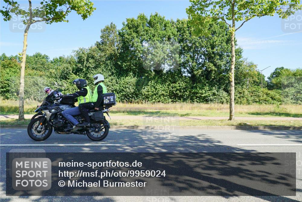 09.08.2026 - GEWOBA Citytriathlon Bremen Michael Burmester http://msf.ph/oto/9959024 09.08.2026 12:11:58 Radfahren 631, 642, 660, 676 meine-sportfotos.de