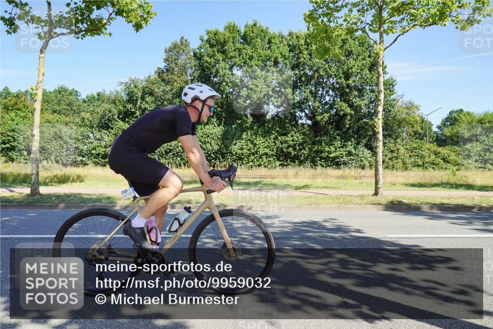 09.08.2026 - GEWOBA Citytriathlon Bremen Michael Burmester http://msf.ph/oto/9959032 09.08.2026 12:12:12 Radfahren 610, 618, 677 meine-sportfotos.de