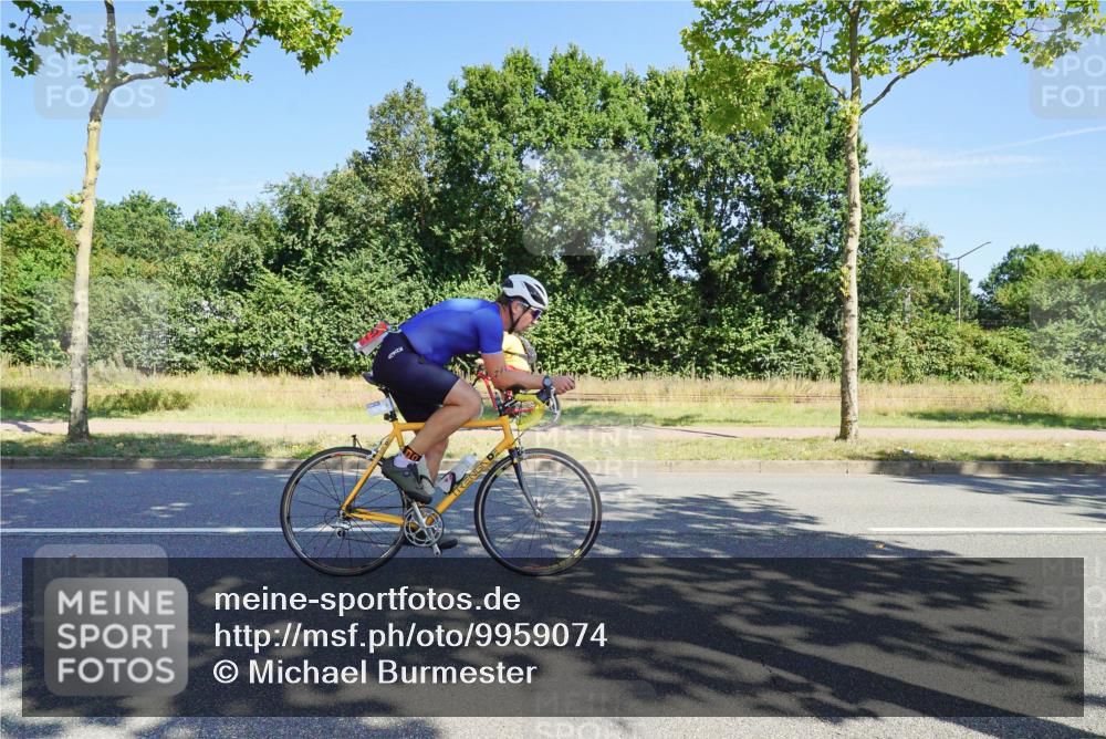 09.08.2026 - GEWOBA Citytriathlon Bremen Michael Burmester http://msf.ph/oto/9959074 09.08.2026 12:13:06 Radfahren 575, 616, 636, 658, 747, 843, 852 meine-sportfotos.de